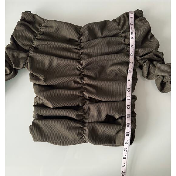 New Line & Dot Billie Off Shoulder Top in Olive Size S - Picture 8 of 8